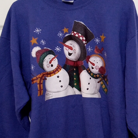 Chritsmas Sweatshirt - Picture 3 of 8